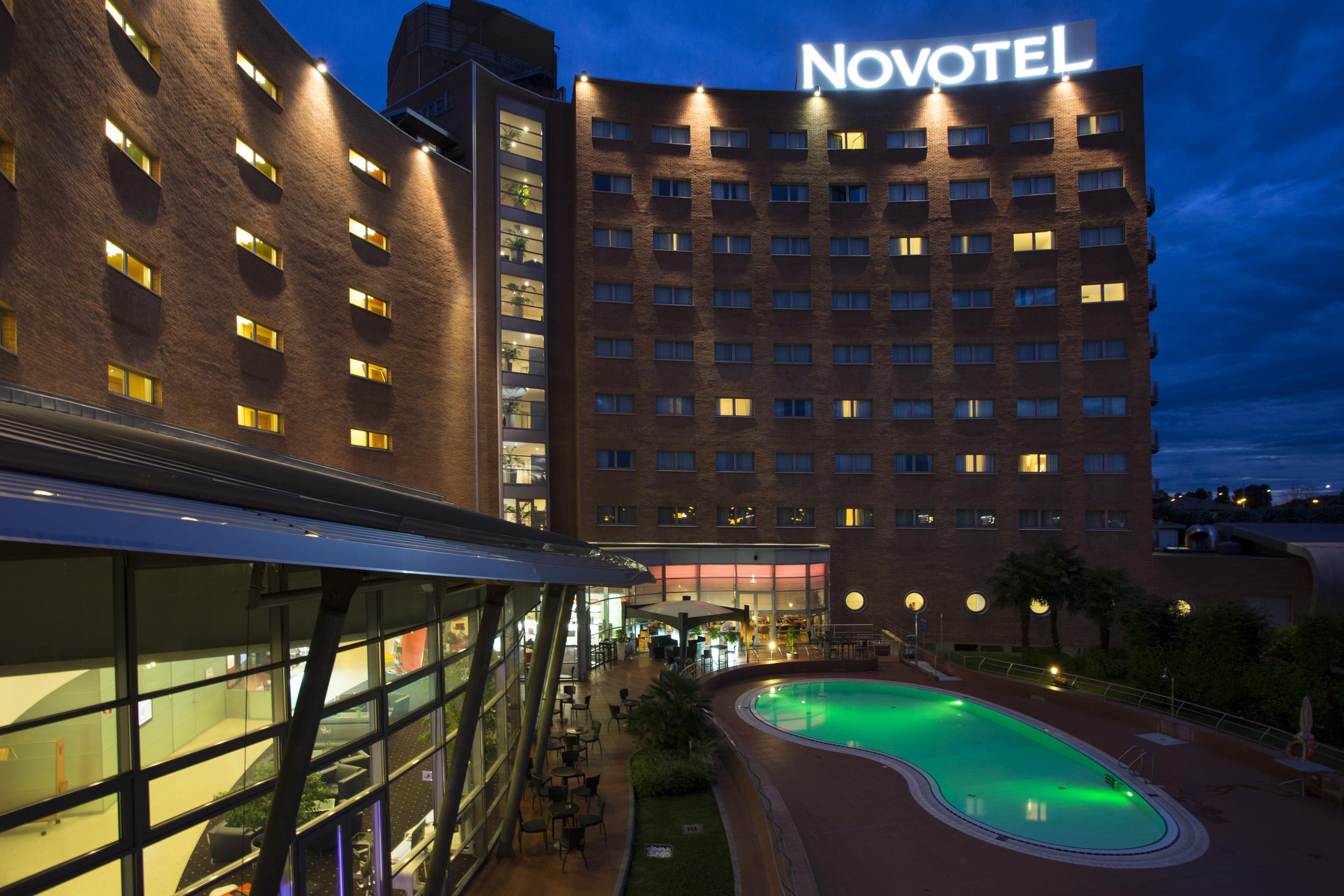 Novotel Venezia Mestre Castellana Bagian luar foto
