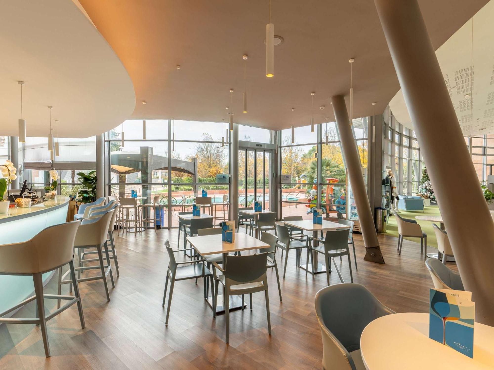 Novotel Venezia Mestre Castellana Bagian luar foto
