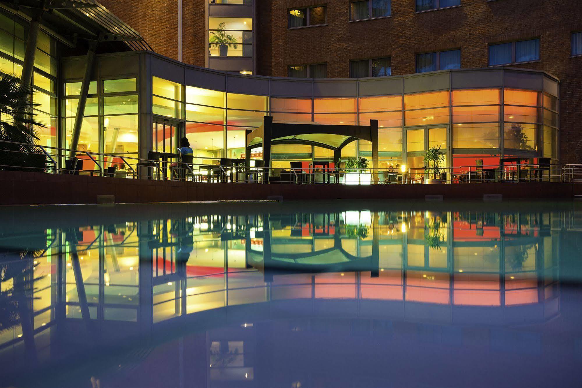 Novotel Venezia Mestre Castellana Bagian luar foto